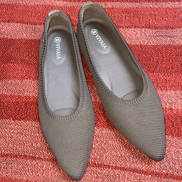 VIVAIA POINT TOE FLATS SZ 37/ US 6.5 - Picture 4 of 9